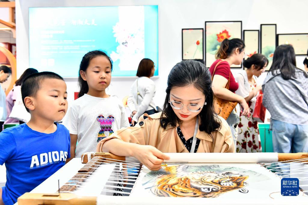 奔驰电子游戏网址
